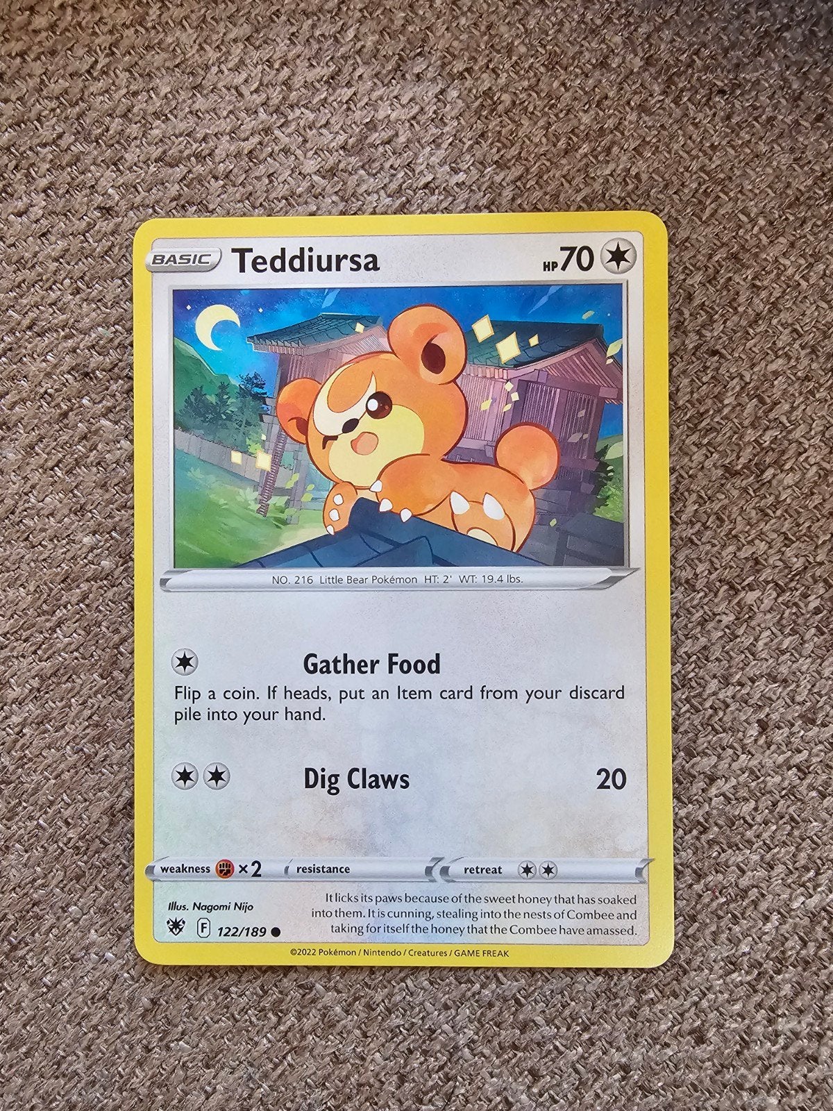 Teddiursa Pokémon Kaart 122/189 (Near Mint), Ophalen of Verzenden, Zo goed als nieuw, Losse kaart