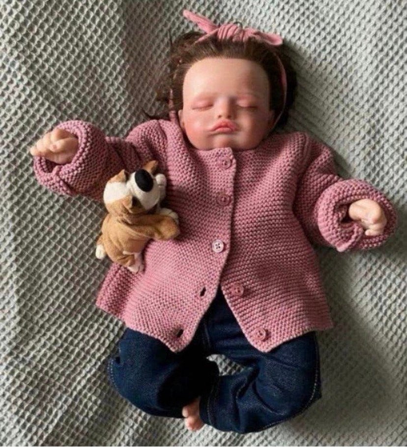 Schattig Reborn baby meisje ️, Verzenden, Zo goed als nieuw, Babypop