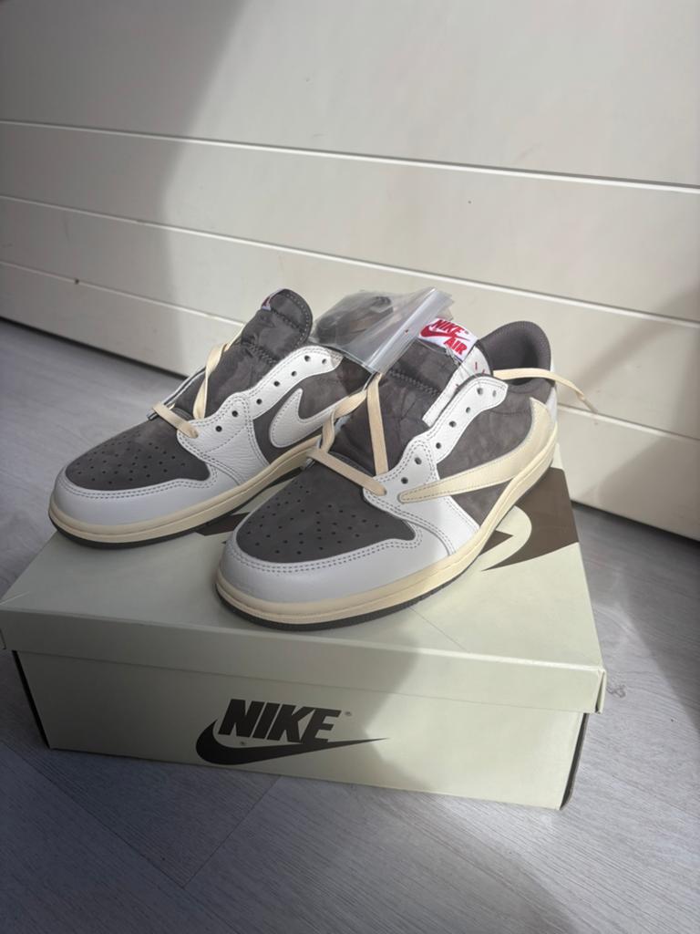 Nike Jordan 1 X Travis Scott Sneakers - Diverse Modellen, Kleding | Heren, Schoenen, Overige kleuren, Nieuw, Ophalen of Verzenden