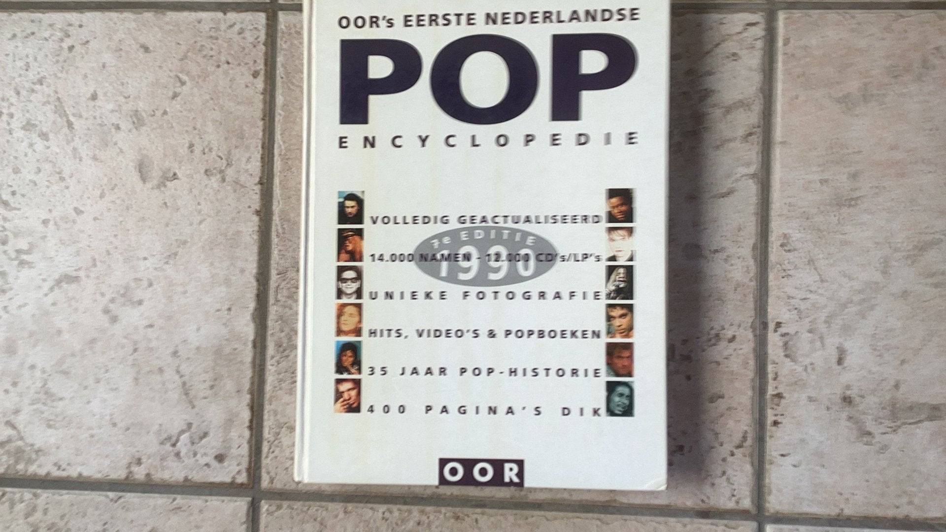 Boek Oor Popencyclopedie 1990, Ophalen of Verzenden, Zo goed als nieuw, Boek, Tijdschrift of Artikel