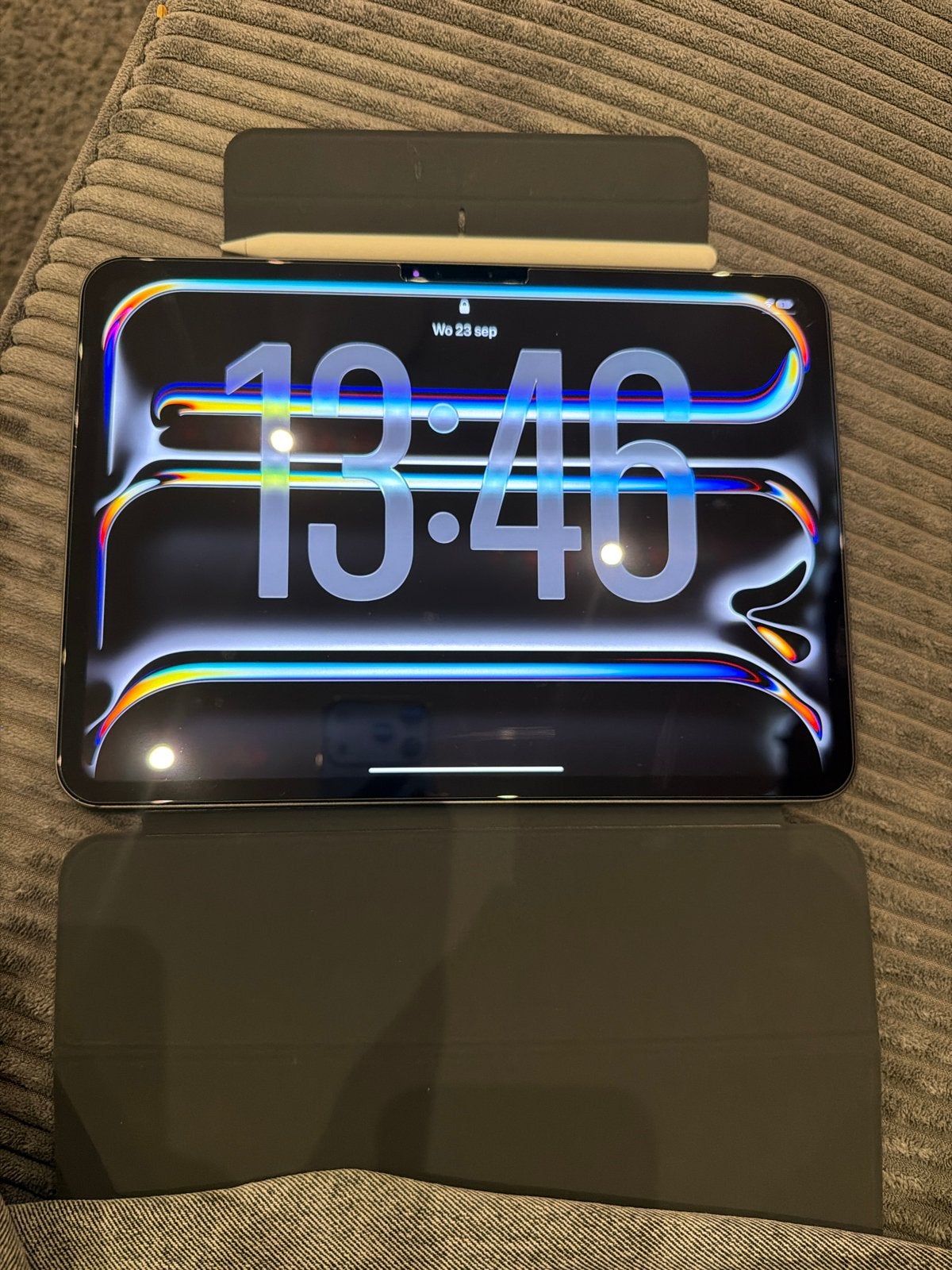 iPad Pro M5 11 inch met Apple Pencil Pro en hoesje, Ophalen, Zwart, 11 inch, Zo goed als nieuw