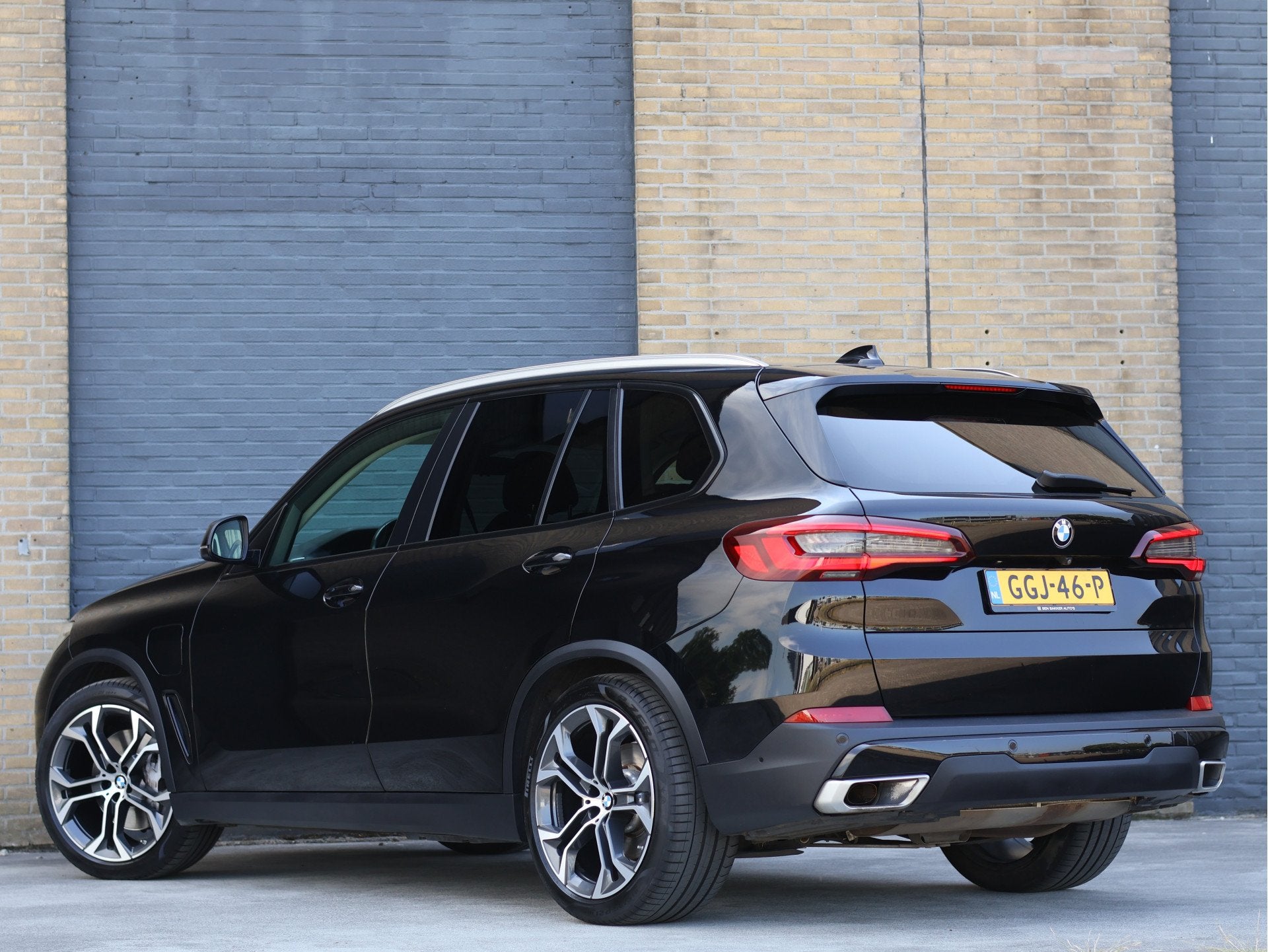 BMW X5 xDrive45e ACC | Luchtvering | Haak | 6-Cilinder PHEV, Auto's, Gebruikt, 394 pk, Zwart, Leder
