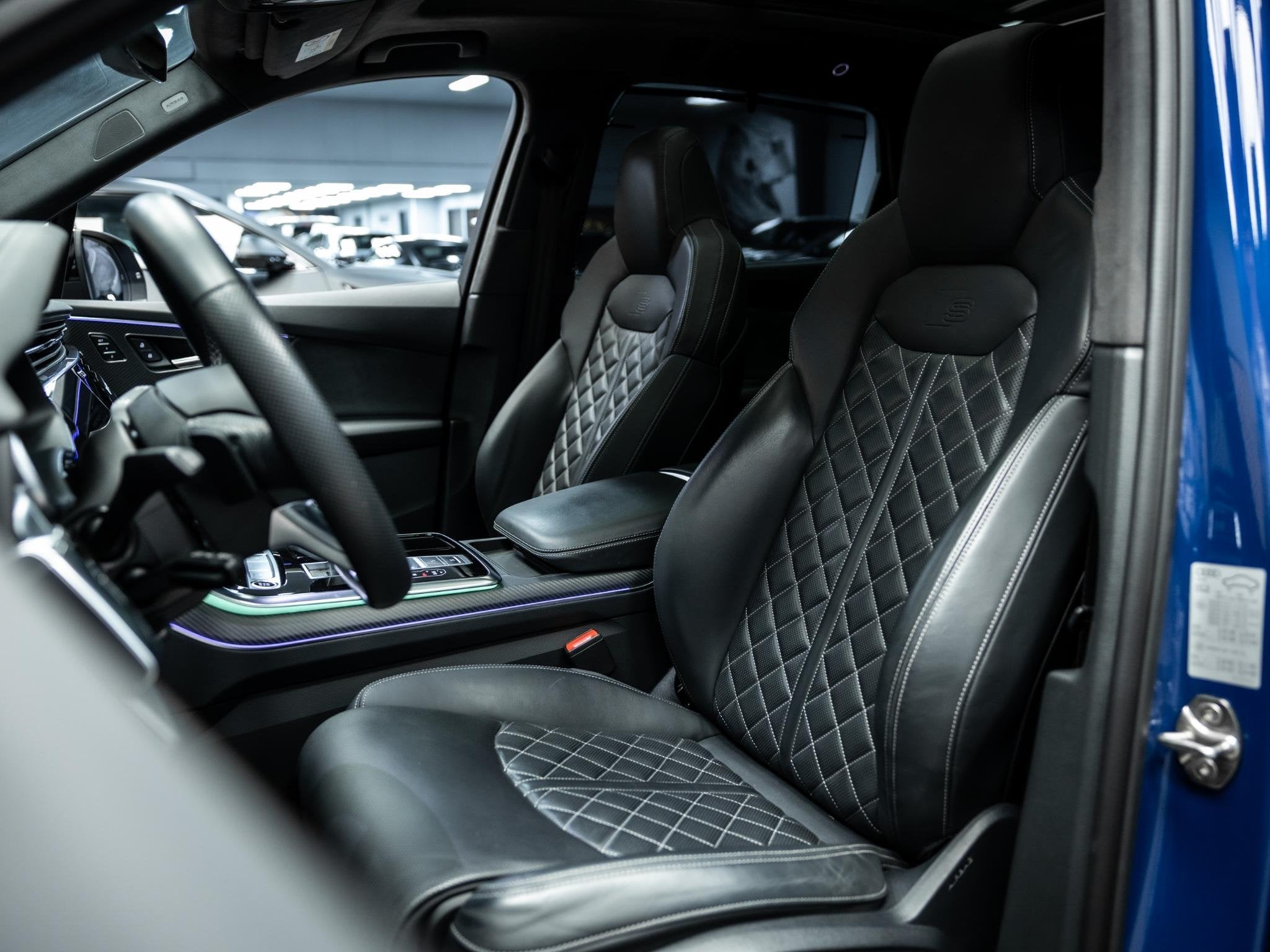Audi Q7 60 TFSI e quattro Pro Line S Competition | Stoelmass, Auto's, Automaat, Gebruikt, 2995 cc, Blauw