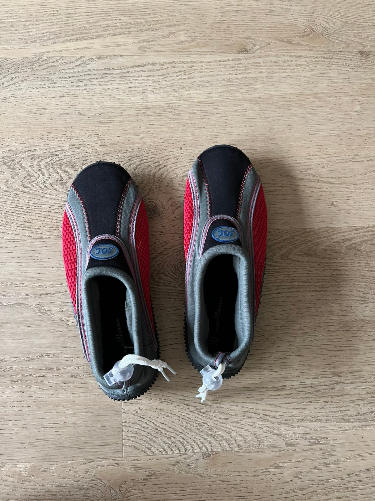 Waterschoenen, Ophalen