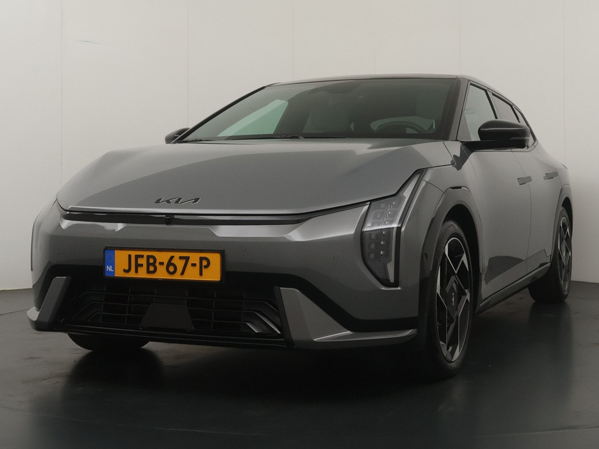 Kia EV4 Fastback GT-PlusLine 81.4 kWh FULL OPTIONS - *DEMO*, Auto's, Kia, 12 maanden, 1814 kg, Zwart, Elektrisch