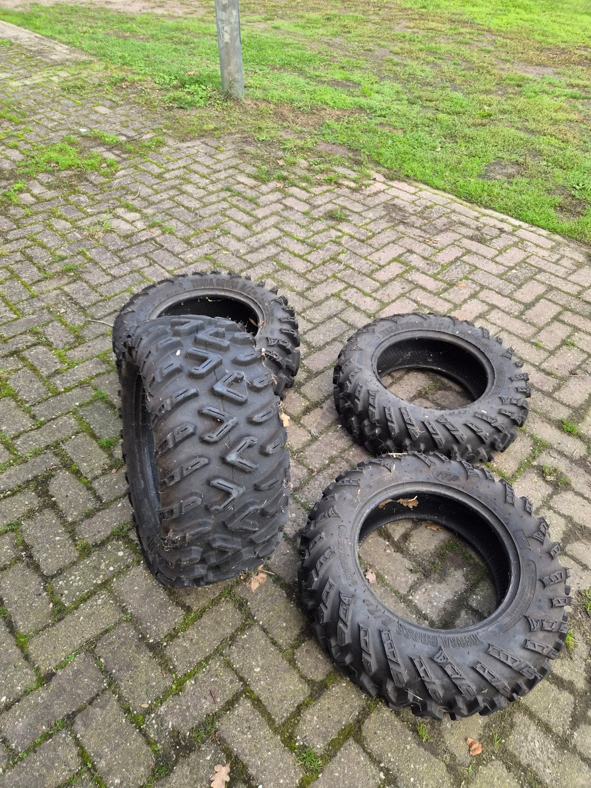 yamaha grizzly nieuwe banden 14 inc, Ophalen of Verzenden