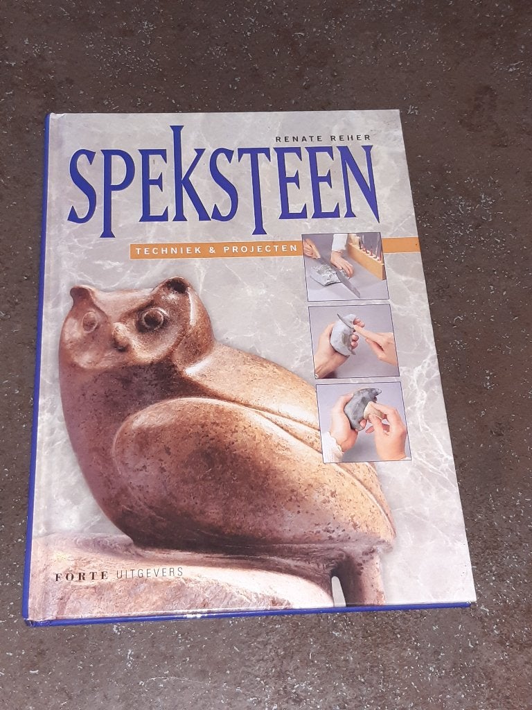 Speksteen nieuwstaat R. Reher, Ophalen of Verzenden, Zo goed als nieuw