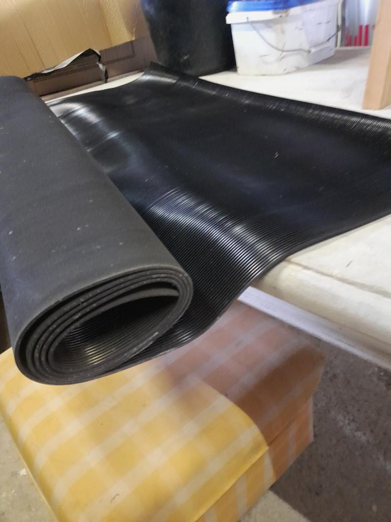 AUTO BESCHERM MAT ACHTERBAK 2stuks, Ophalen