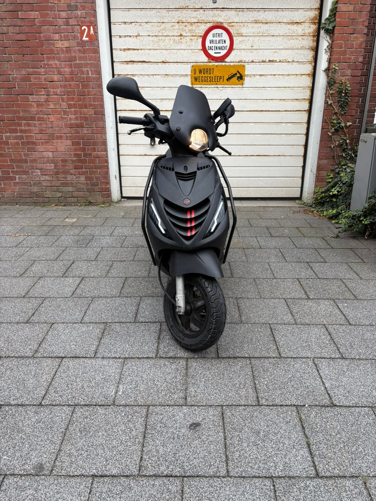 Piaggio Zip Iget E4 Snor 2018 full option, Ophalen, Zip, Zo goed als nieuw, Benzine
