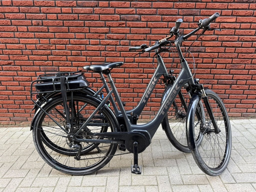 Prachtige Set Trek Verve +1 elektrische fiets Bosch 400Wh, Versnellingen, Zo goed als nieuw, 50 tot 53 cm, Ophalen