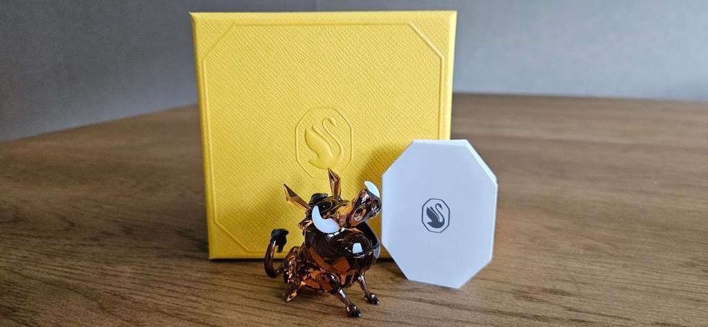 Swarovski Disney Lion King Pumba, Ophalen of Verzenden, Nieuw, Figuurtje