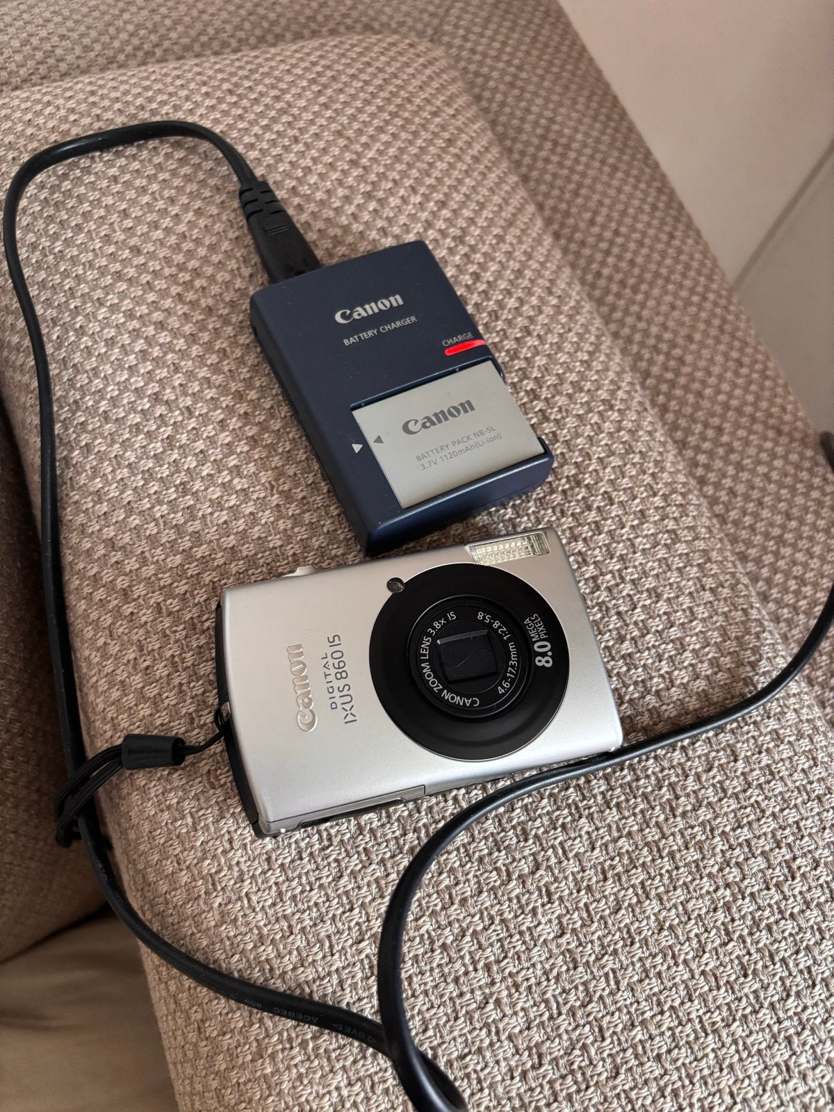 Canon Digital IXUS 860 IS Compactcamera met accessoires, Gebruikt, Canon, Beeldstabilisatie, Ophalen of Verzenden