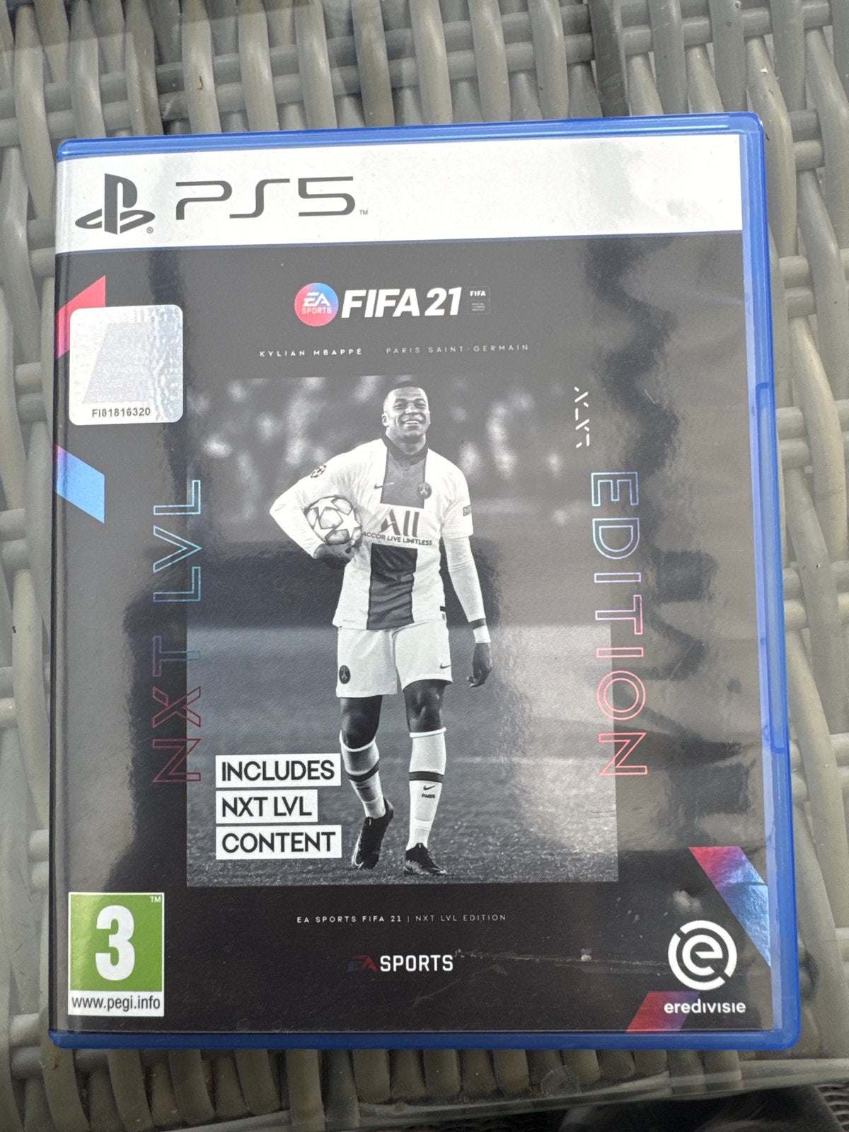 FIFA 21 NXT LVL Edition PS5 - Zo goed als nieuw, Eén computer, Ophalen of Verzenden, Zo goed als nieuw, Sport