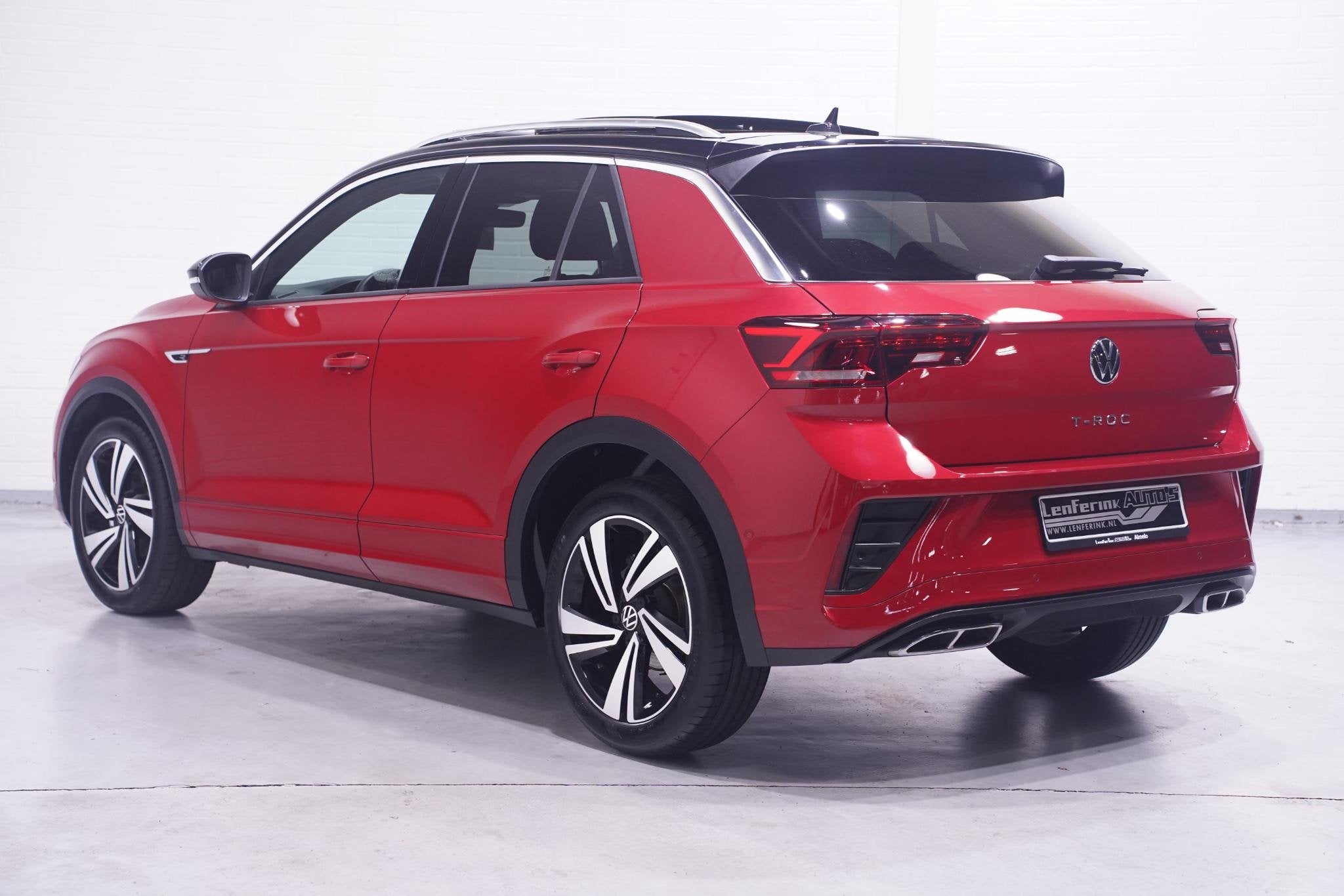 Volkswagen T-Roc 1.5 TSI 150 pk R Line Aut. Two Tone Rood/Zw, Auto's, Stof, Gebruikt, Zwart, 4 cilinders