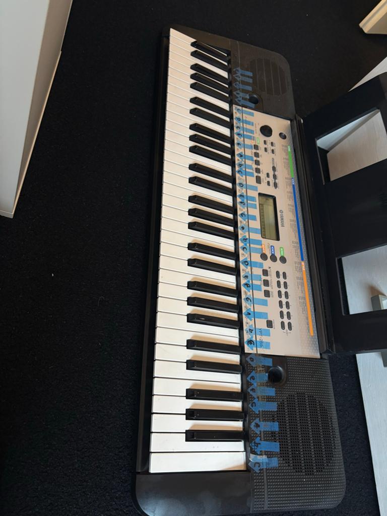 Yamaha YPT-255 Keyboard - Ideaal voor beginners, Muziek en Instrumenten, Keyboards, Ophalen of Verzenden, Zo goed als nieuw, 61 toetsen