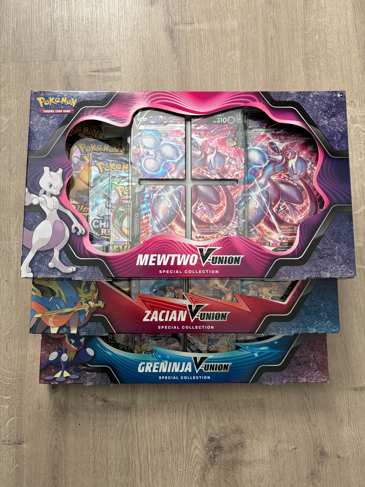 Pokémon V-Union Special Collection (Mewtwo, Zacian, Greninja, Ophalen of Verzenden, Nieuw, Overige typen