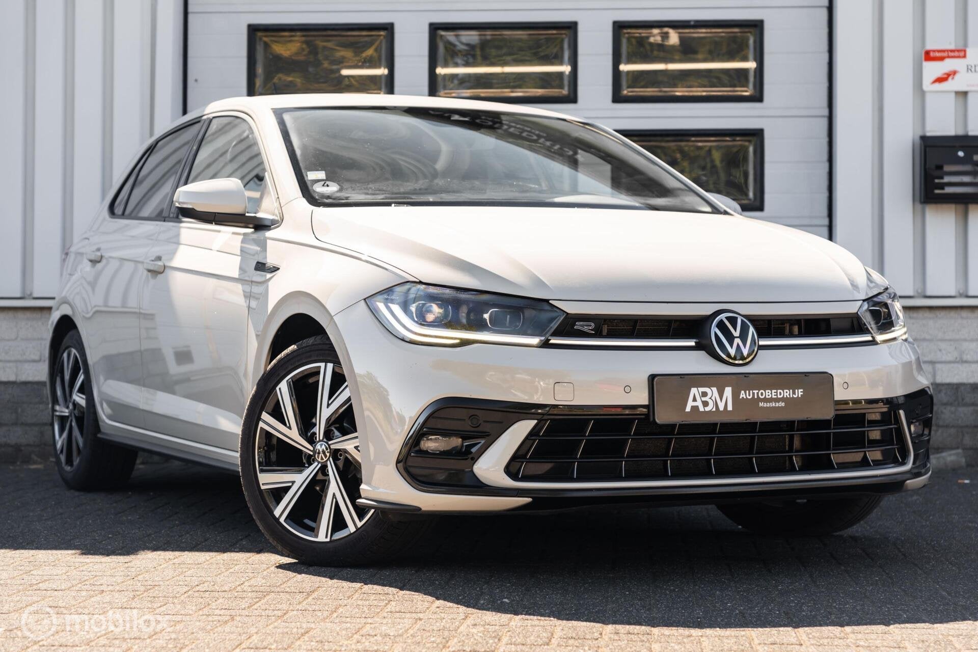 Volkswagen Polo 1.0 TSI DSG 3X R-Line IQ-Light Virtual Navi, Gebruikt, 95 pk, 1096 kg, Automatische klimaatregeling