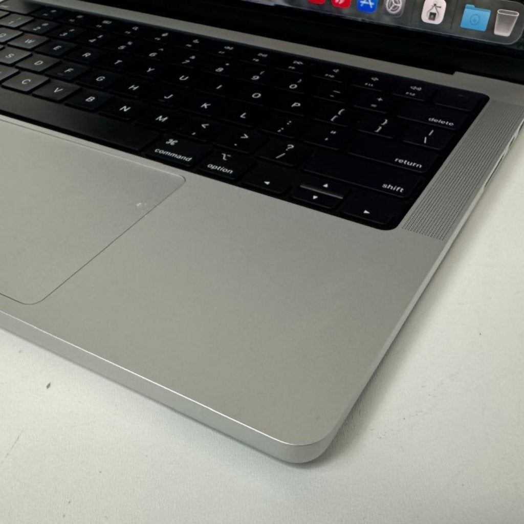 Apple Macbook Pro 14 2024 | M4 Max | 36GB | 1TB | Zeer net, Apple, Zo goed als nieuw, Support@apple.com, One Apple Park Way
Cupertino, CA 95014
United States