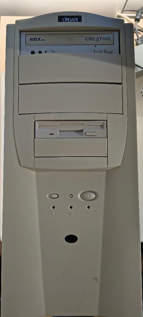 Retro Windows 98 Gaming PC - PIII 500MHz - GeForce2 MX400, Computers en Software, Vintage Computers, Ophalen, Vintage computer