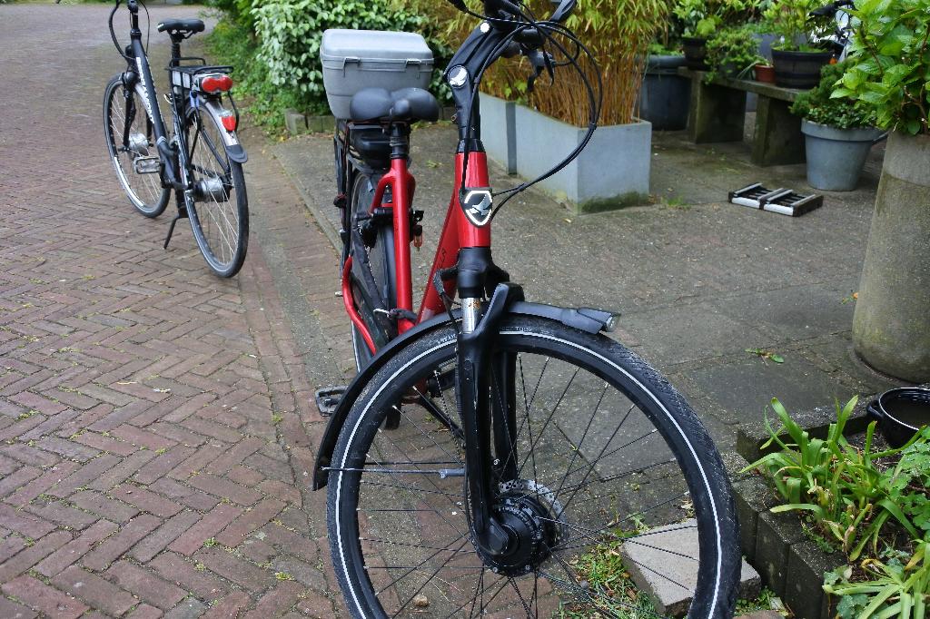electrische damesfietsen,36V weinig gebruikt, erg goed, Fietsen en Brommers, Elektrische fietsen, Overige merken, Ophalen of Verzenden