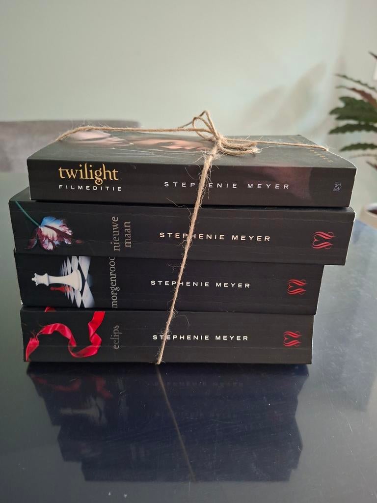 Twilight Saga Boekenreeks - Stephenie Meyer (4 delen), Ophalen of Verzenden, Gelezen, Stephenie Meyer, Nederland