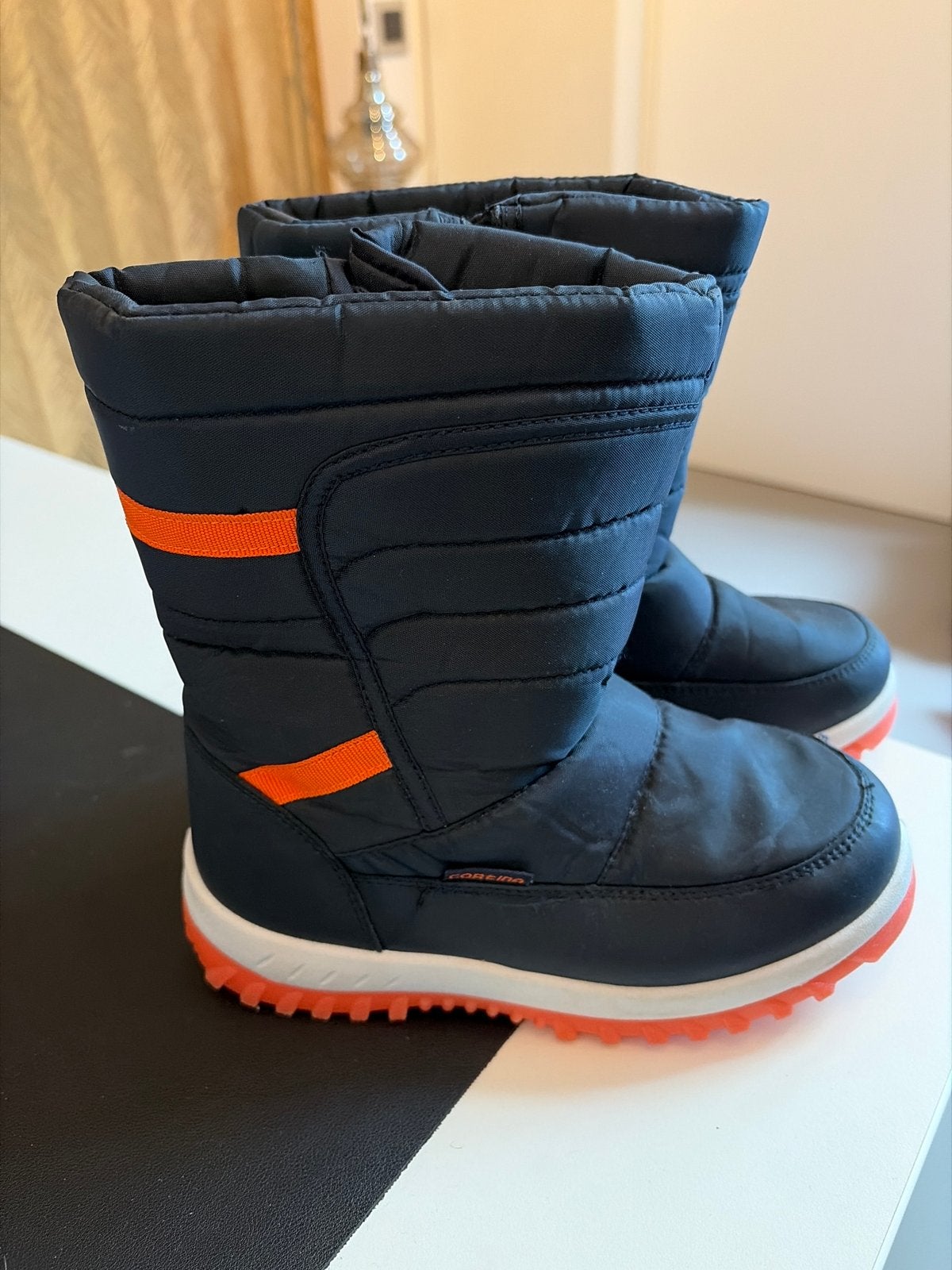 Warme winterlaarzen voor kinderen - Maat 34, Kinderen en Baby's, Kinderkleding | Schoenen en Sokken, Ophalen of Verzenden, Gebruikt