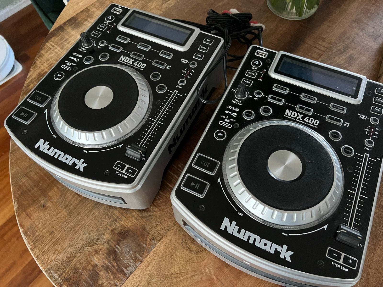 Numark NDX 400 DJ MP3/CD-speler - 2 stuks, Ophalen of Verzenden, Zo goed als nieuw, Draaitafel, Numark