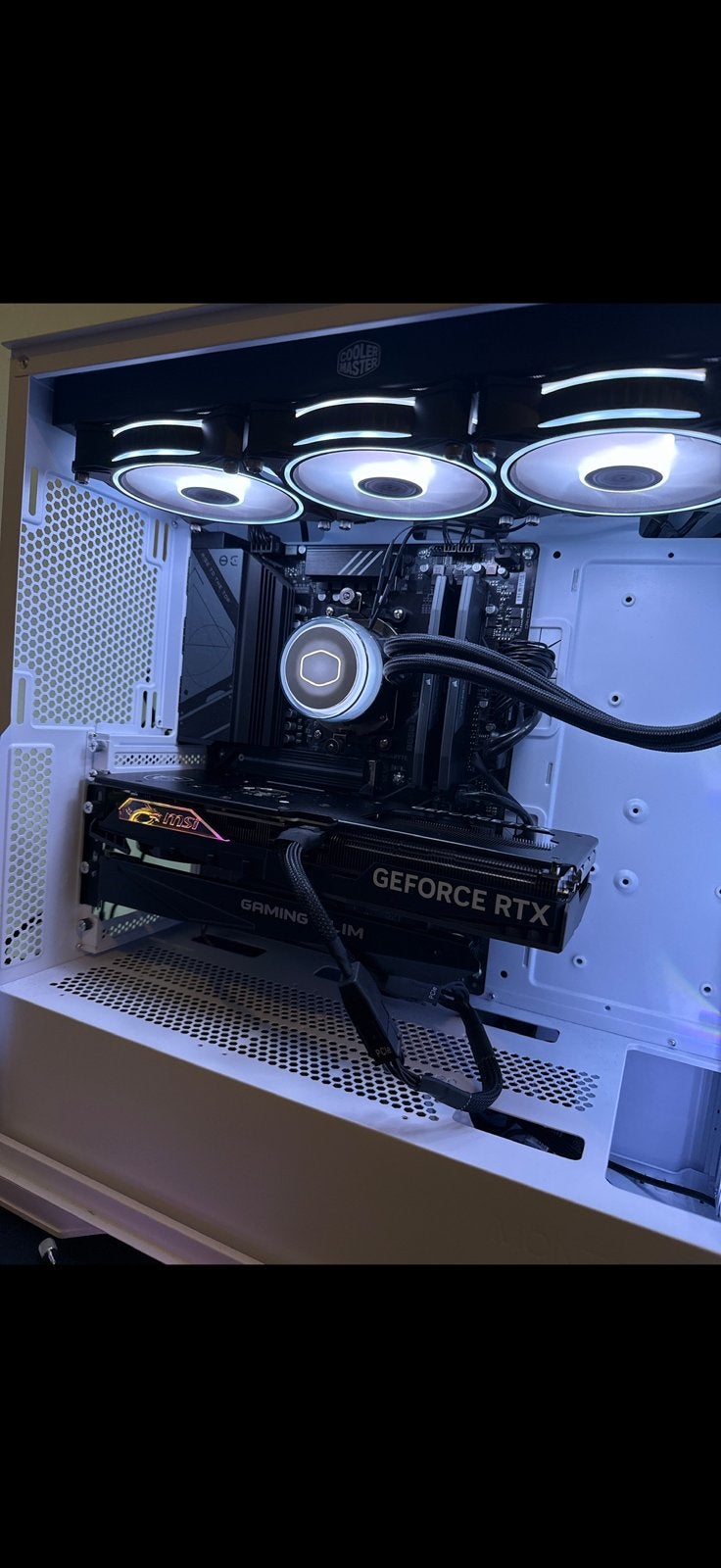Game PC. 4070 super msi, Ophalen, Zo goed als nieuw