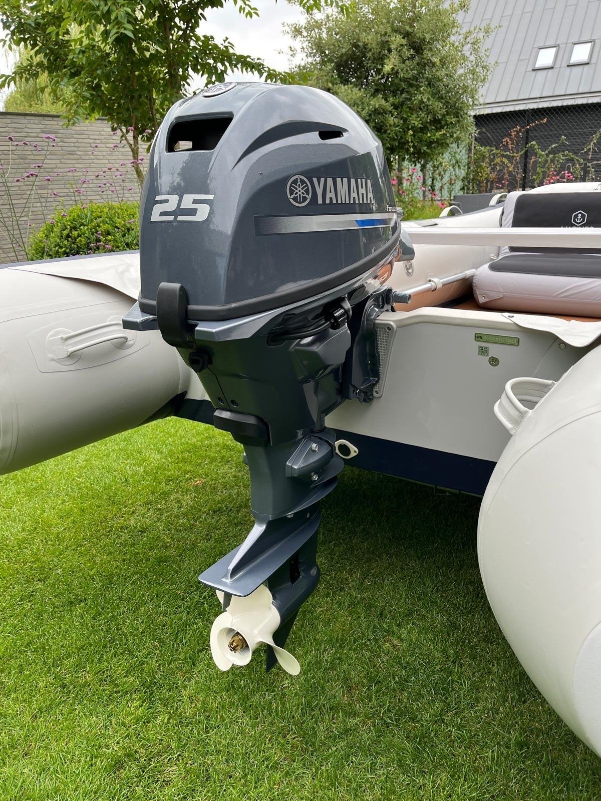Honwave T40 rubberboot met Yamaha 25pk buitenboordmotor, Aluminium, Inclusief motor, 4 m, Zo goed als nieuw