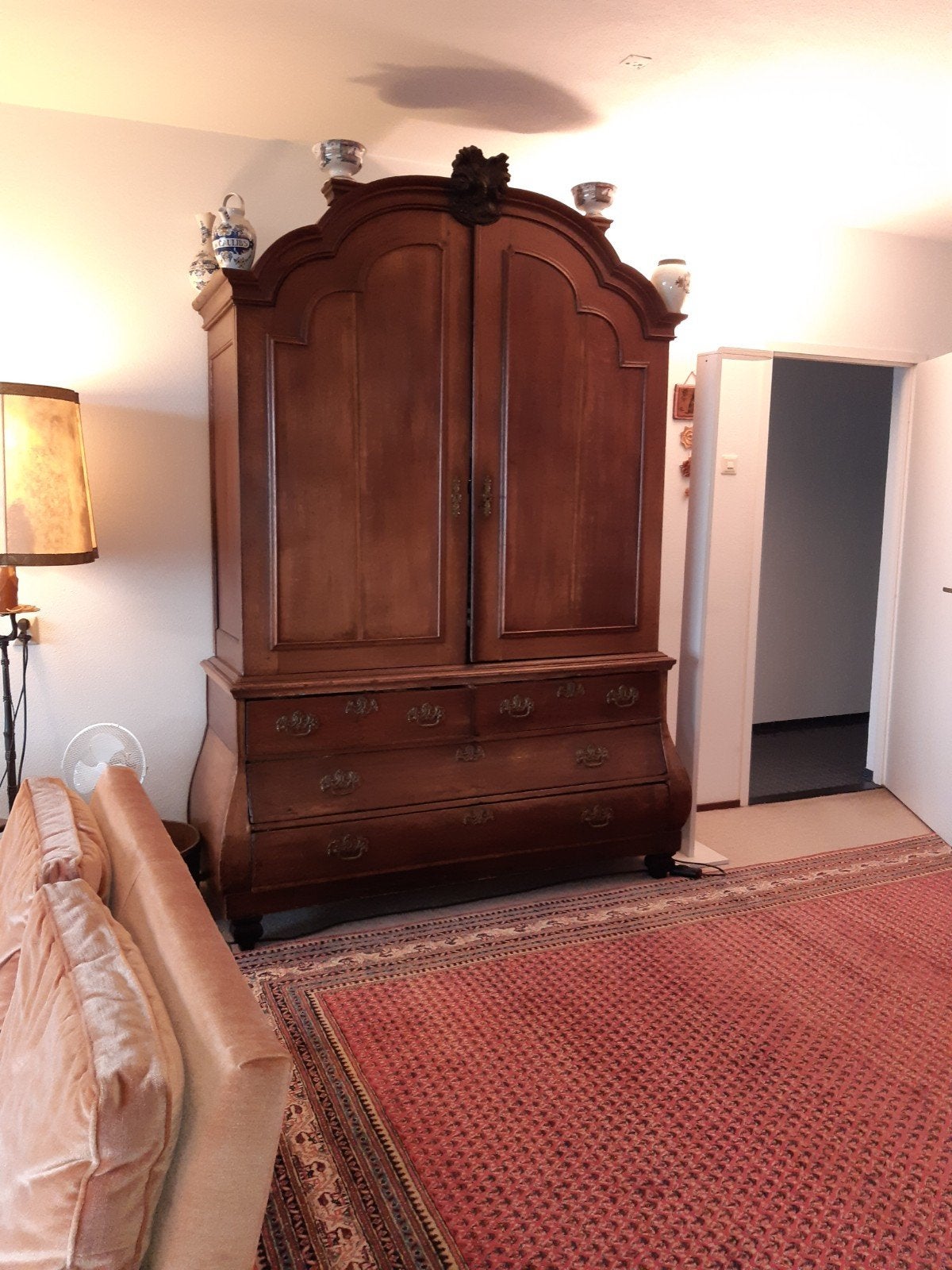 Eikenhouten kabinet, Ophalen