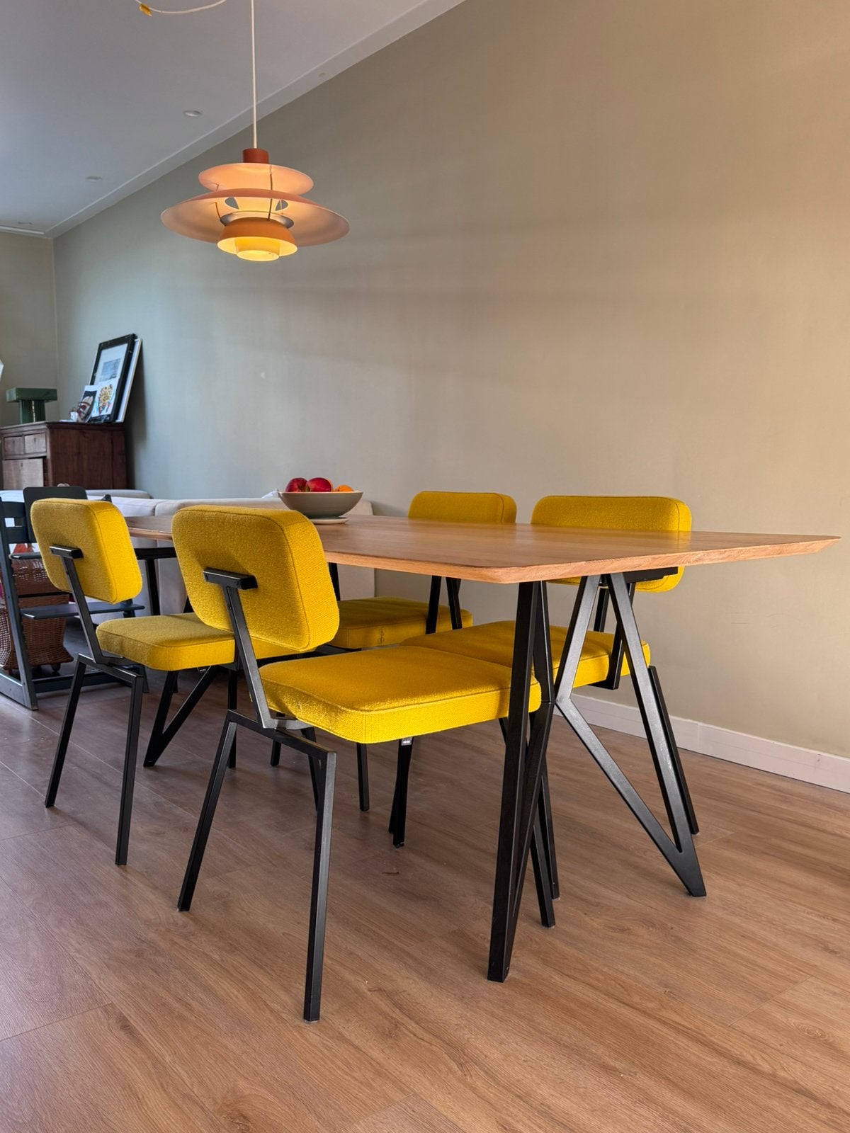 Studio Henk eettafel Butterfly met 4 Ode stoelen, Huis en Inrichting, Ophalen, Eikenhout, 50 tot 100 cm, Zo goed als nieuw