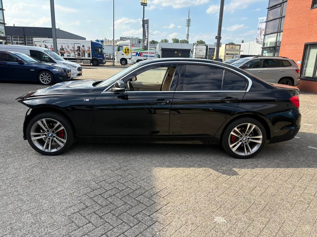 Bmw 320i F30, Auto diversen, Schadeauto's, Ophalen, Wit, Benzine, Overige carrosserieën