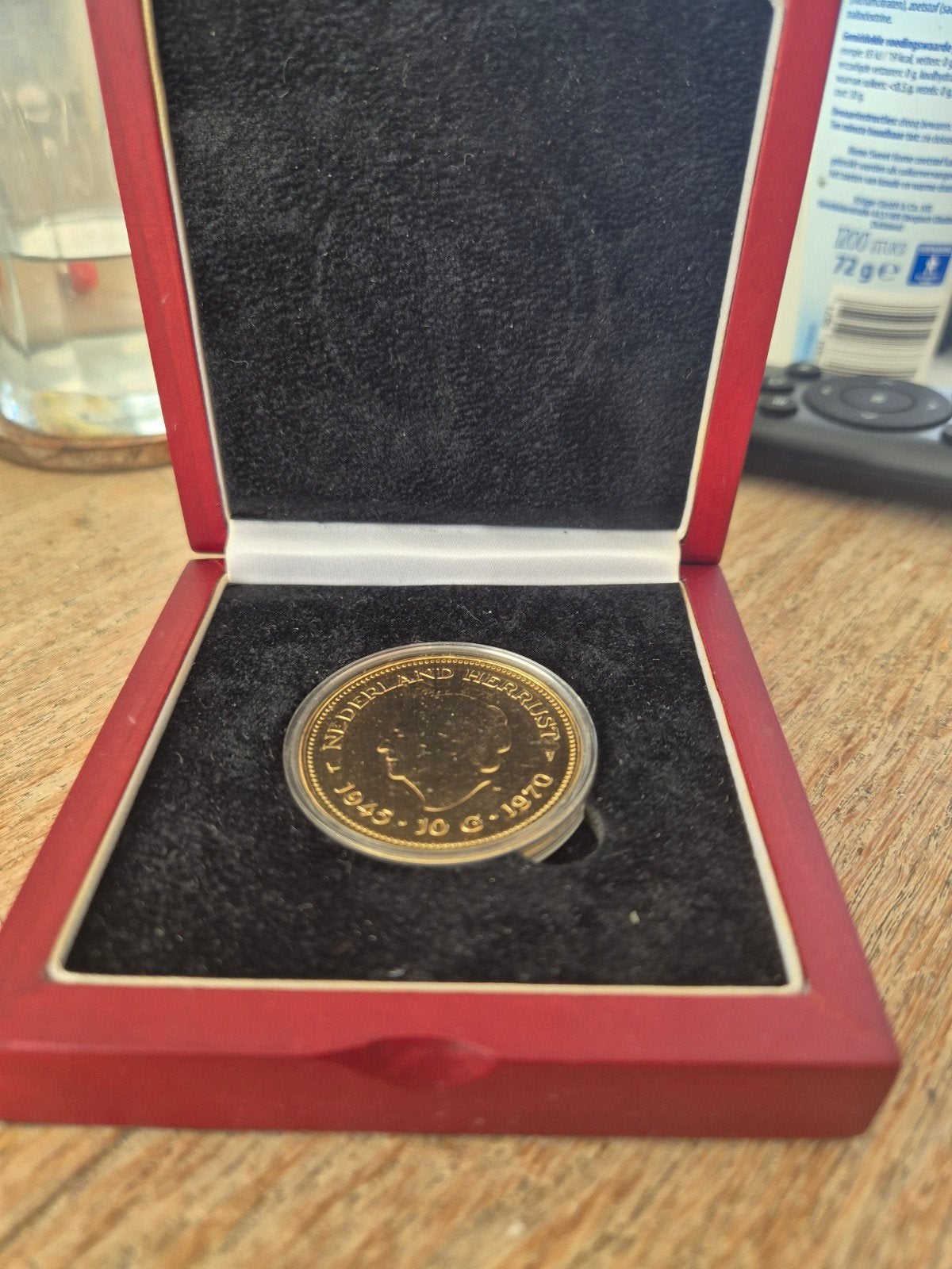 bevrijdings tientje 1945 1970  verguld, Ophalen of Verzenden, Euro's