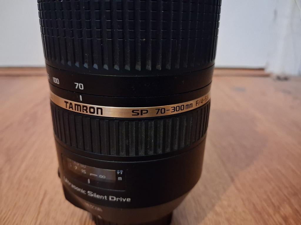 Tamron 70-300mm lens voor Nikon met originele doos, Audio, Tv en Foto, Fotografie | Lenzen en Objectieven, Ophalen of Verzenden