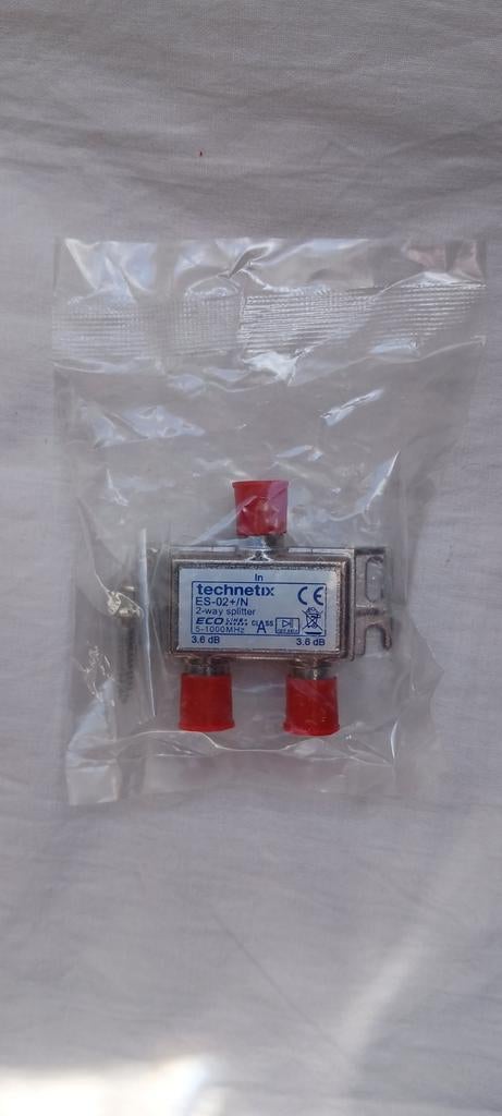 Technetix ES-02+/N 2-weg splitter, Ophalen of Verzenden, Nieuw, Minder dan 2 meter, Coaxiale kabel