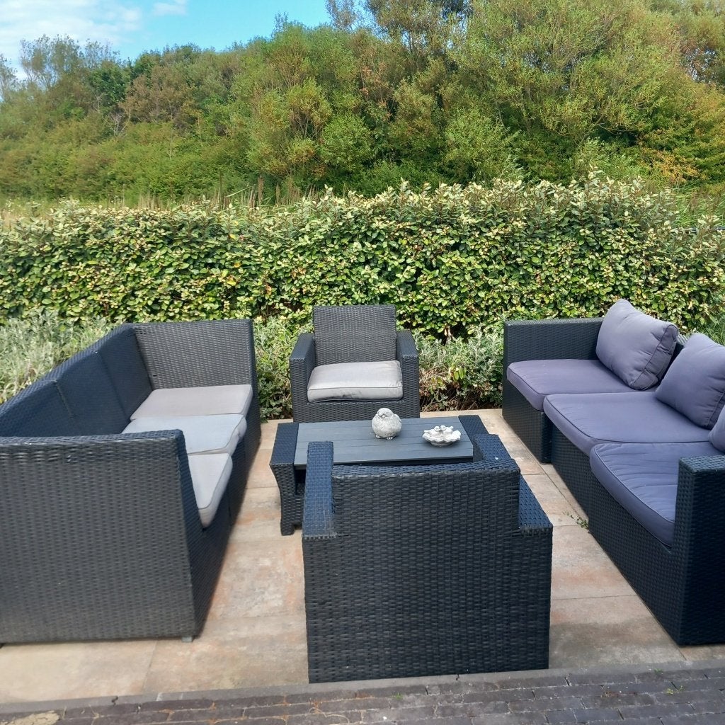 loungeset en tafel., Ophalen, Kunststof, 8 zitplaatsen, Loungeset