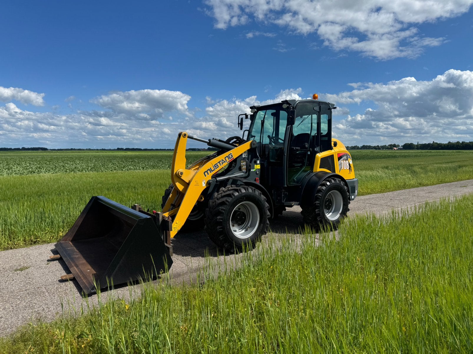 Mustang 708 Manitou Shovel Minishovel Top staat (1400 uur), Ophalen, Wiellader of Shovel