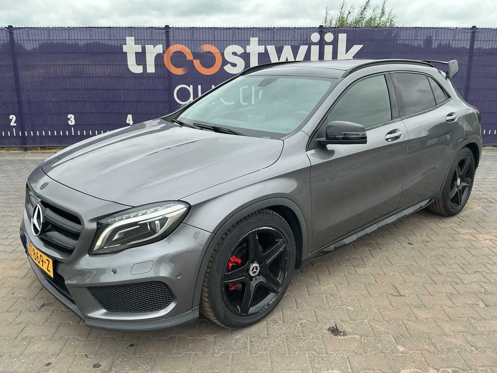 2015 - Mercedes-Benz - GLA-klasse - 200 CDI 4M Prestige - Pe, Auto's, Euro 6, Diesel, 168 €/maand, Te koop