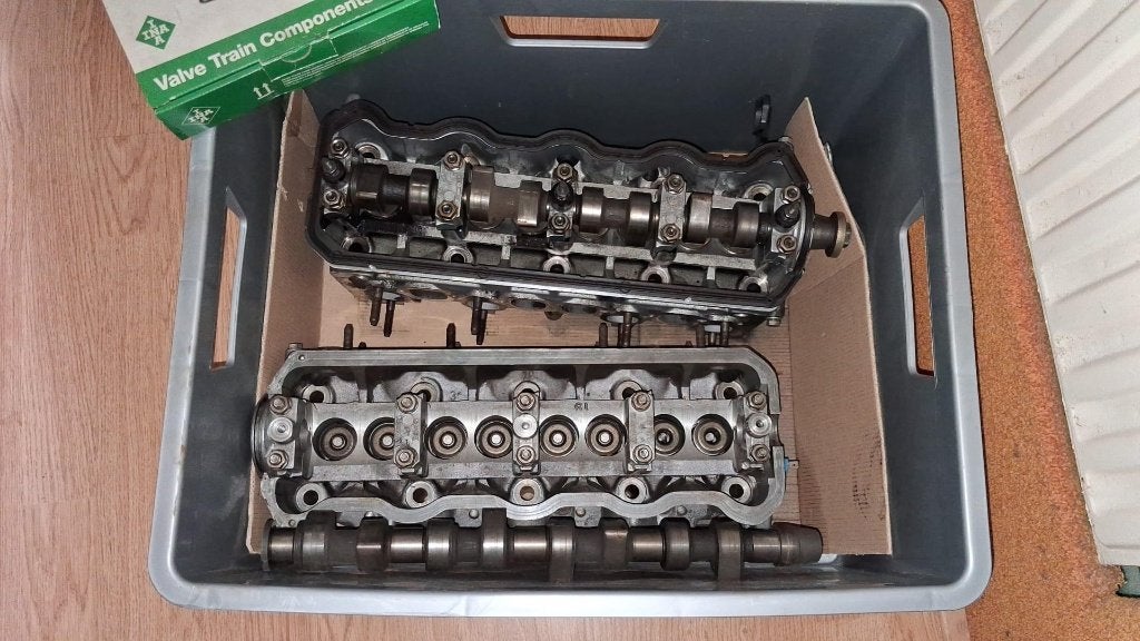 Te koop: 2x cilinderkop 1.9TDI AHU + set nieuwe stoters., Ophalen, Gebruikt, Seat