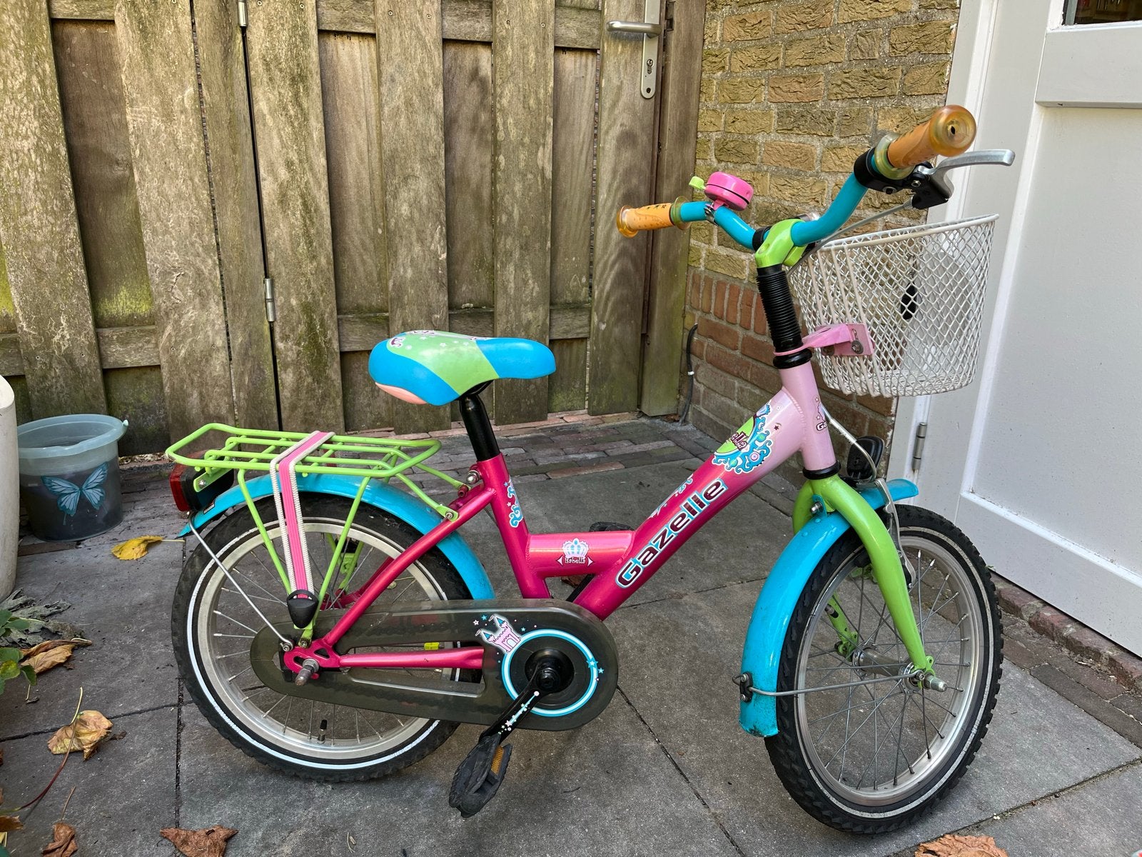 Gazelle Meisjesfiets 16 inch met mandje, Ophalen, Terugtraprem, Gebruikt, Handrem
