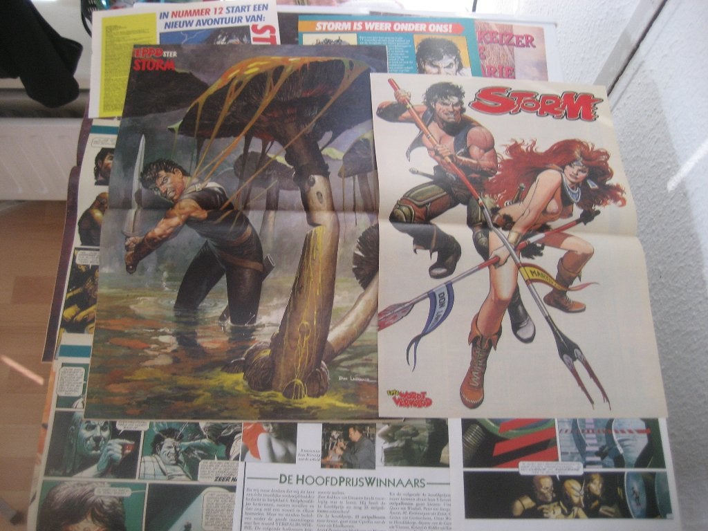 don lawrence storm posters reclame artikelen knipsels, Boeken, Stripboeken, Gelezen, Ophalen of Verzenden, Don Lawrence, Meerdere stripboeken