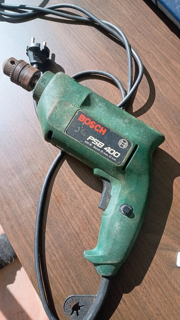 Bosch boormachine 400 Watt, Doe-het-zelf en Verbouw, Ophalen of Verzenden, Gebruikt, 400 tot 600 watt, Boormachine