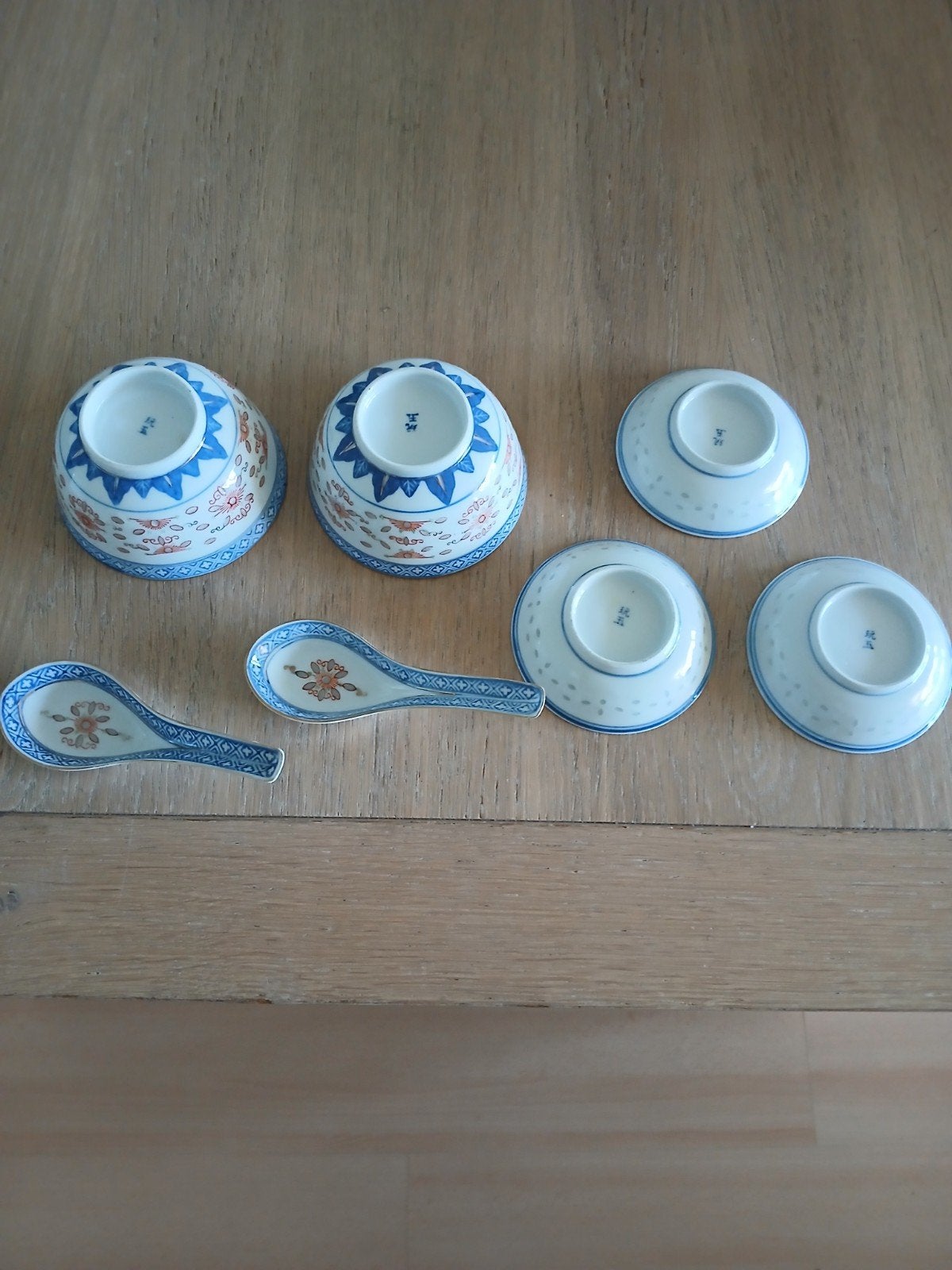 2 chineese soepkommen , 3 schaaltjes, Ophalen of Verzenden