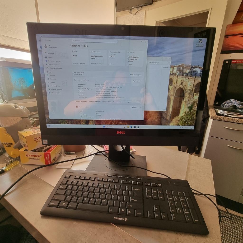 Dell All-in-One PC met Touchscreen, 8GB RAM, 120GB SSD, Computers en Software, Desktop Pc's, Gebruikt, 3 tot 4 Ghz, SSD, 8 GB
