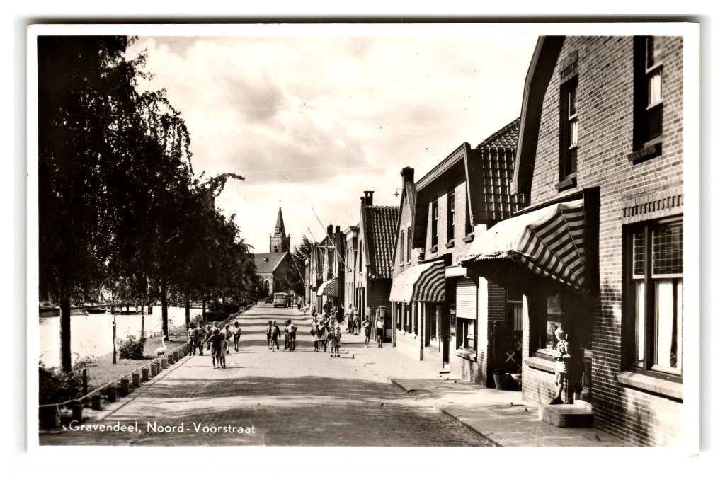 's-Gravendeel, Noord-Voorstraat, Ophalen of Verzenden, 1940 tot 1960, Gelopen, Zuid-Holland
