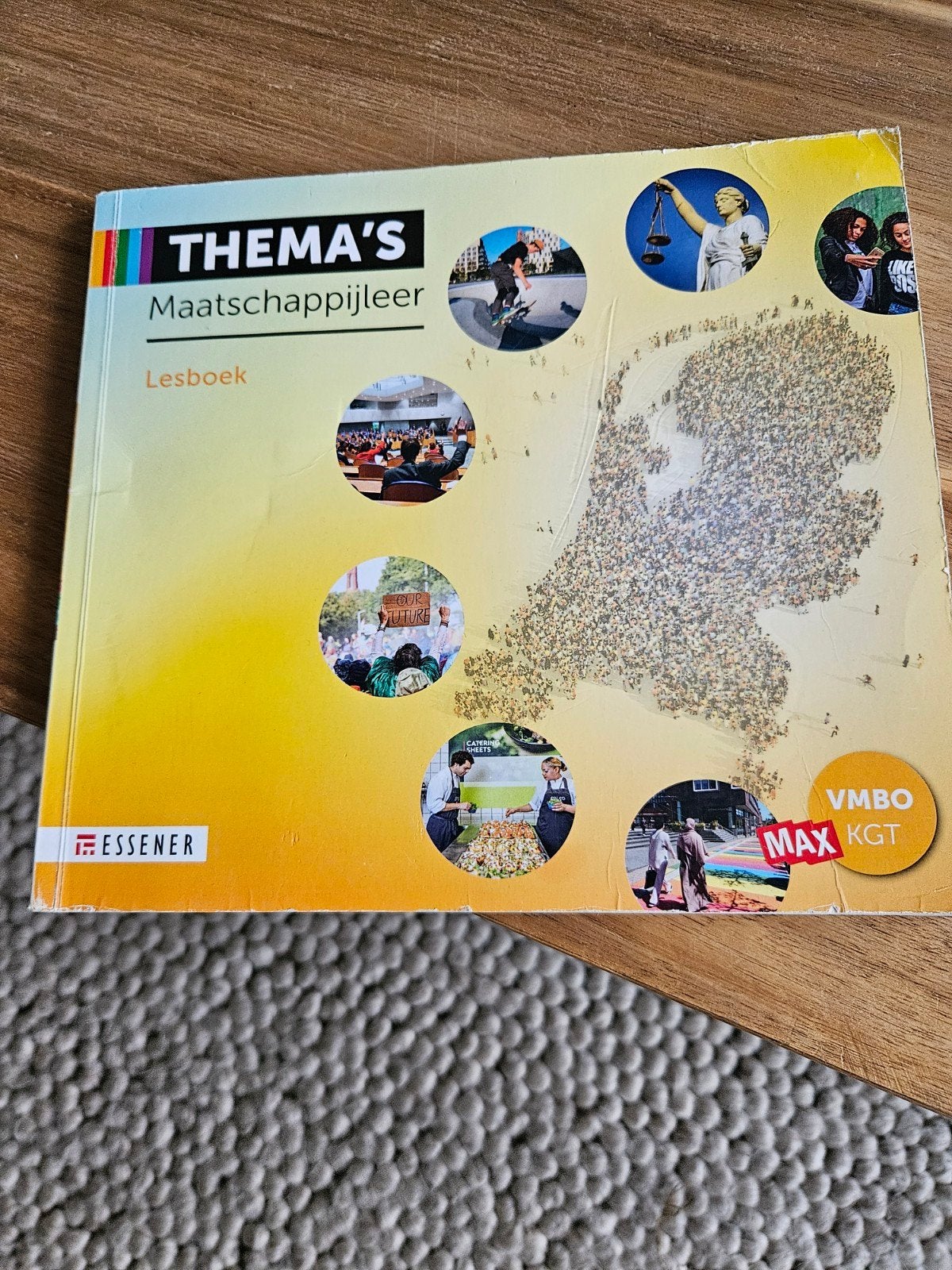 Lesboek Maatschappijleer VMBO GT en Kader - Thema's, Ophalen of Verzenden, Gelezen, VMBO, Maatschappijleer