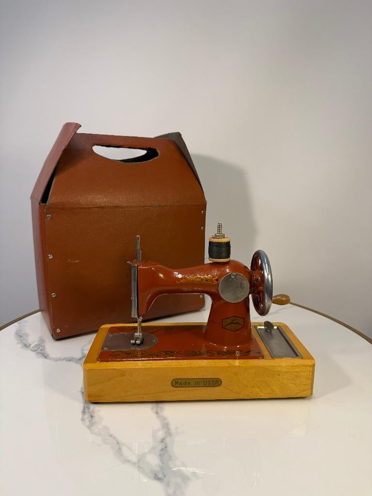 russische kinder naaimachine, Ophalen of Verzenden