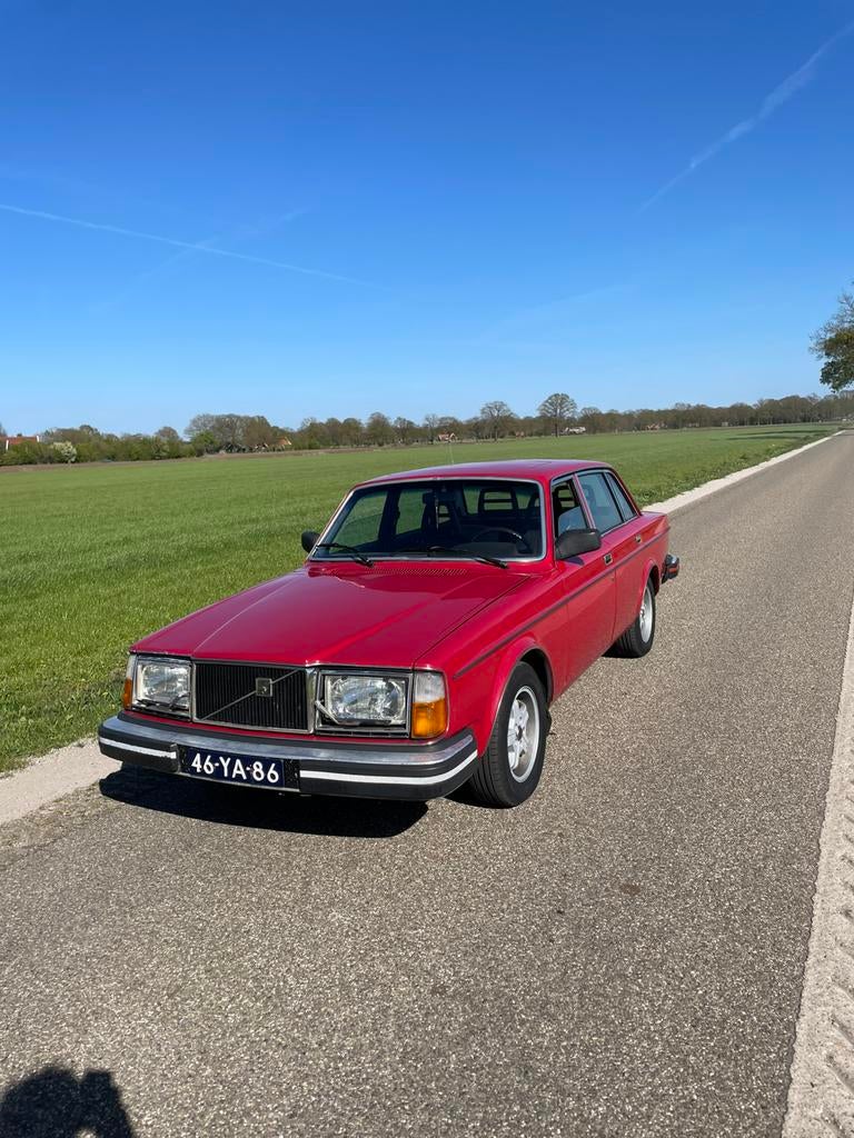 Volvo 264GL v6 2.7, Auto's, Volvo, Automaat, Achterwielaandrijving, 2664 cc, Leder
