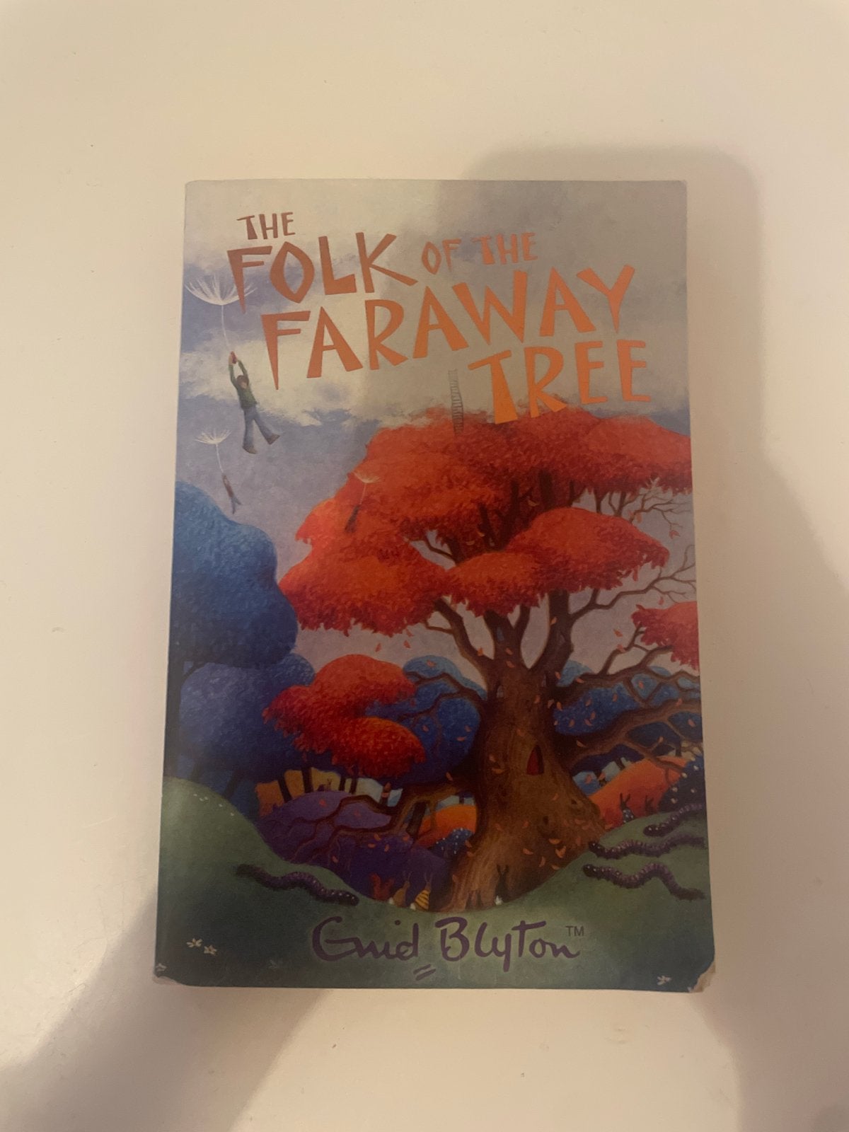 The Folk of the Faraway Tree - Enid Blyton, Ophalen of Verzenden, Gelezen, Fictie algemeen