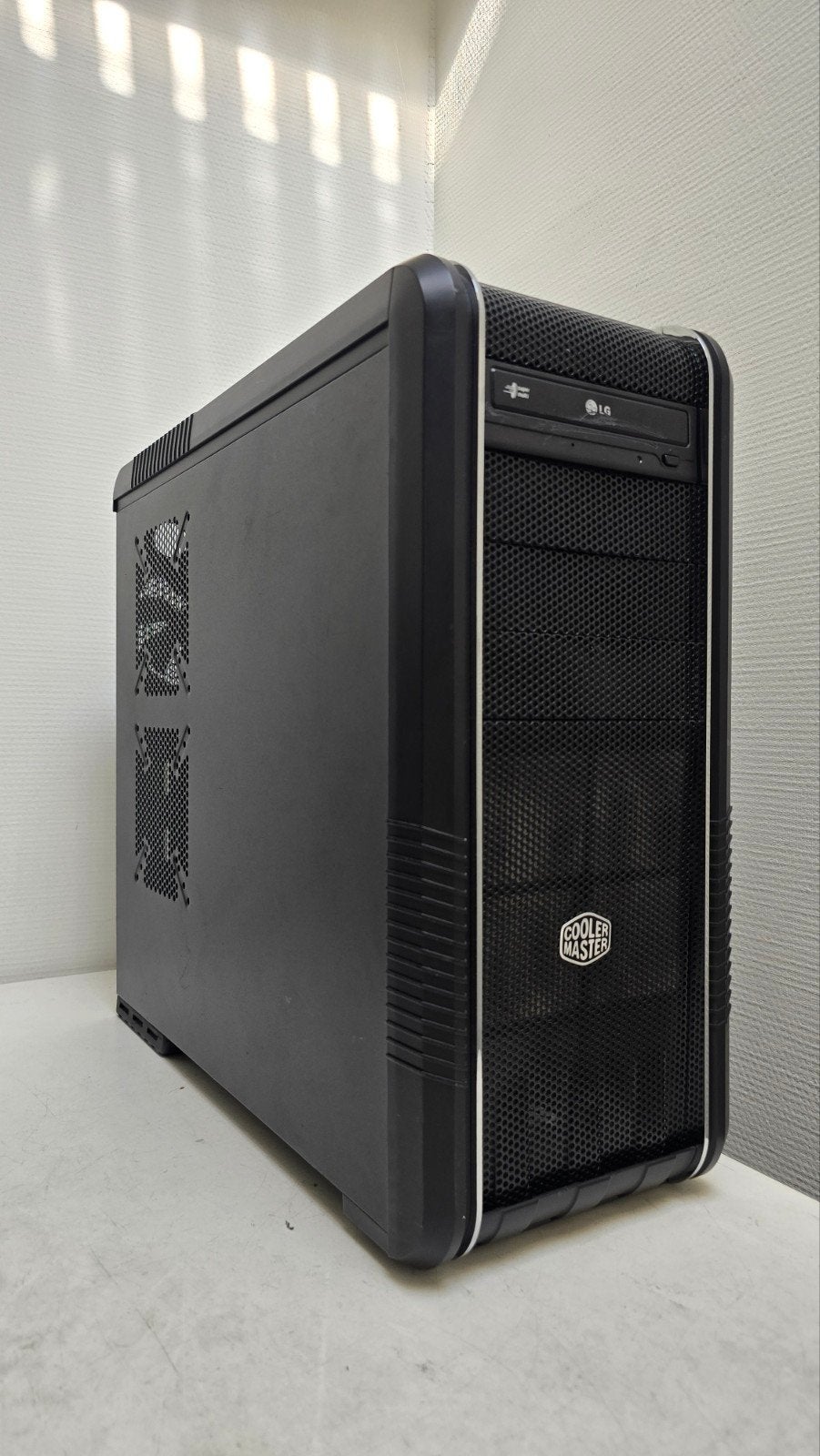 I7 7700K/RX 6600 8GB/32GB/SSD GAME PC, Ophalen of Verzenden, Zo goed als nieuw